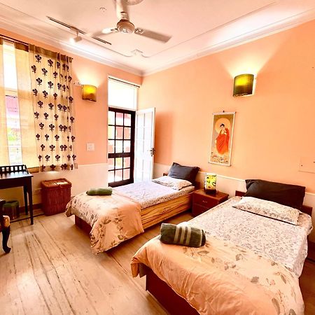 Ganga Vatika Boutique Hotel, リシケーシュ エクステリア 写真