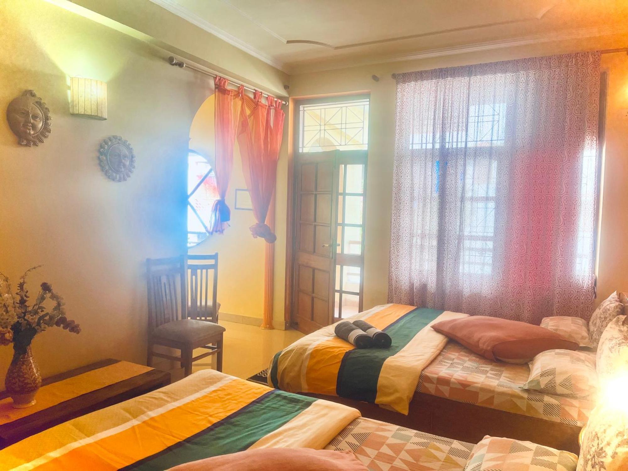 Ganga Vatika Boutique Hotel, リシケーシュ エクステリア 写真