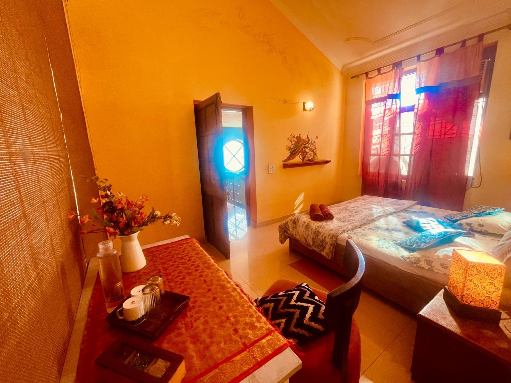 Ganga Vatika Boutique Hotel, リシケーシュ エクステリア 写真