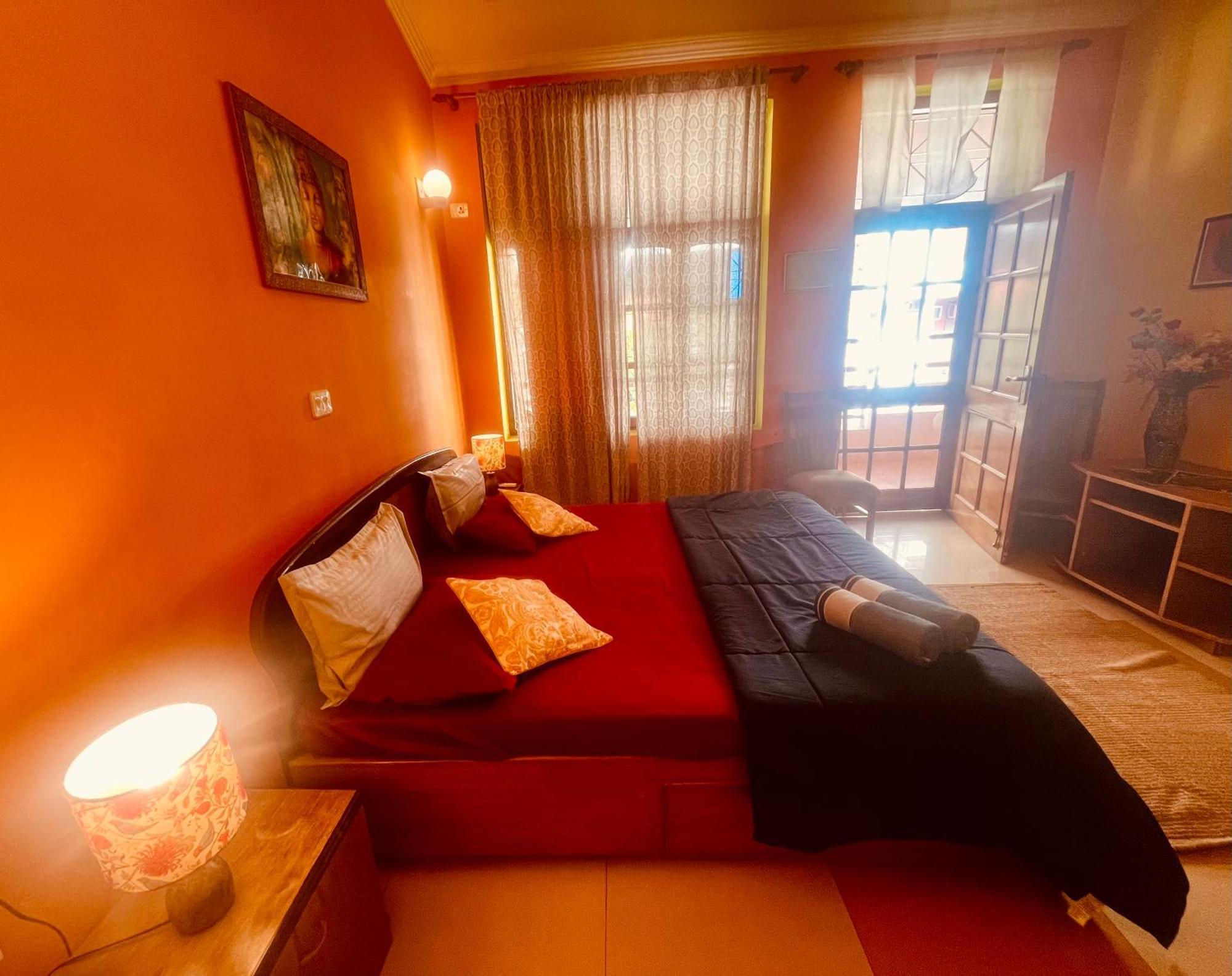 Ganga Vatika Boutique Hotel, リシケーシュ エクステリア 写真
