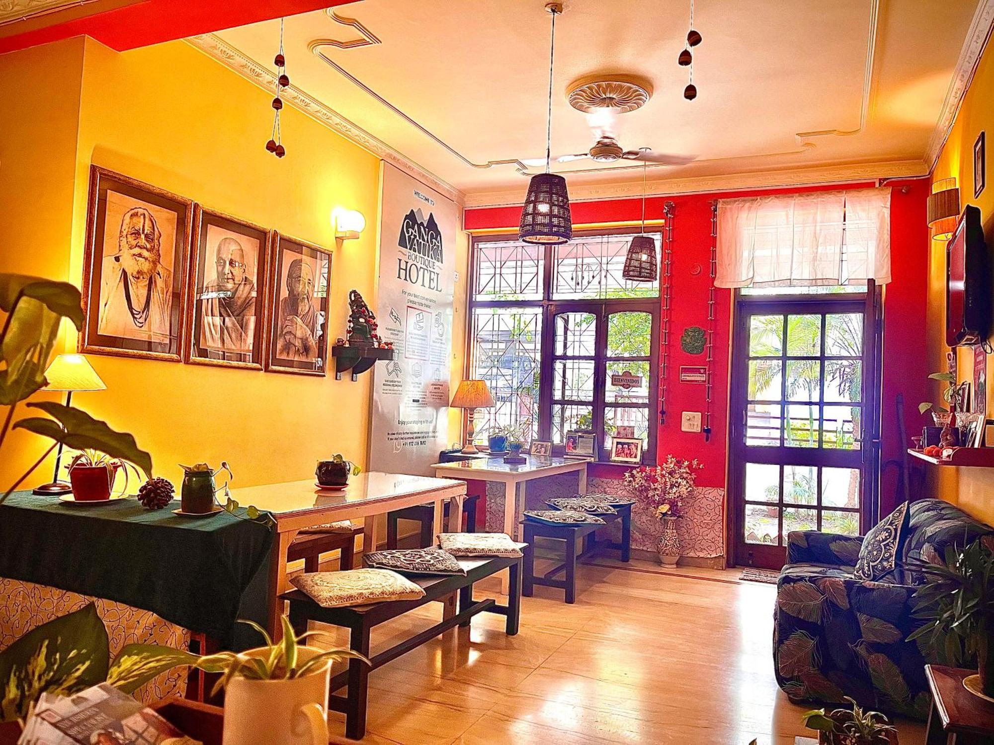Ganga Vatika Boutique Hotel, リシケーシュ エクステリア 写真