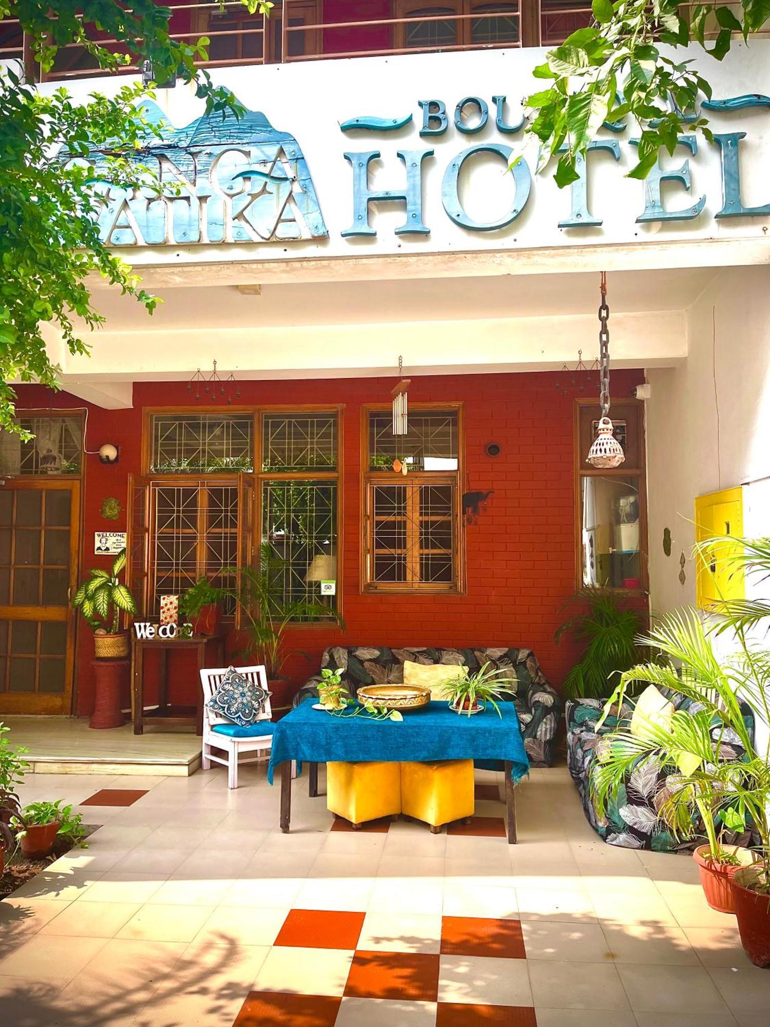 Ganga Vatika Boutique Hotel, リシケーシュ エクステリア 写真