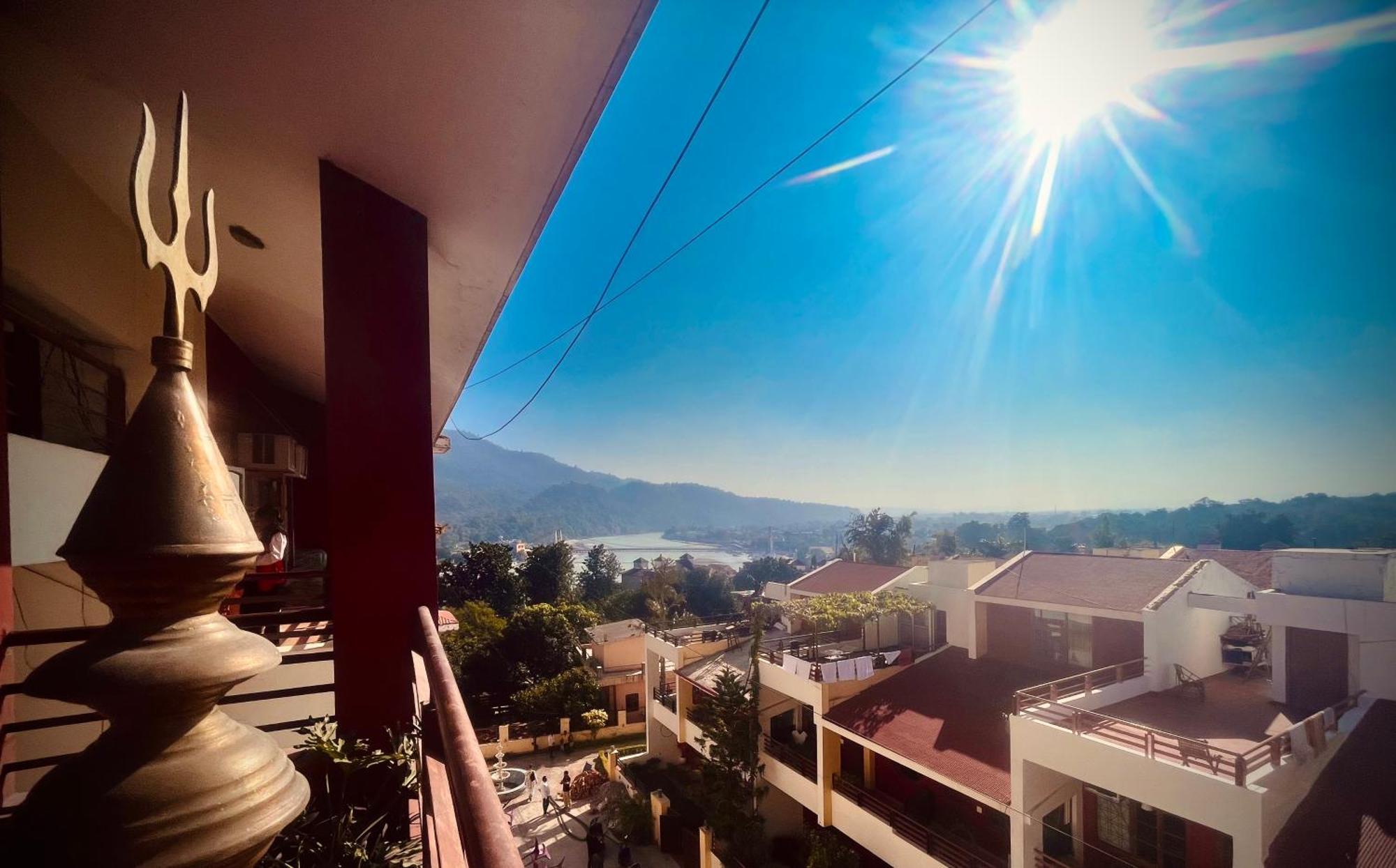 Ganga Vatika Boutique Hotel, リシケーシュ エクステリア 写真