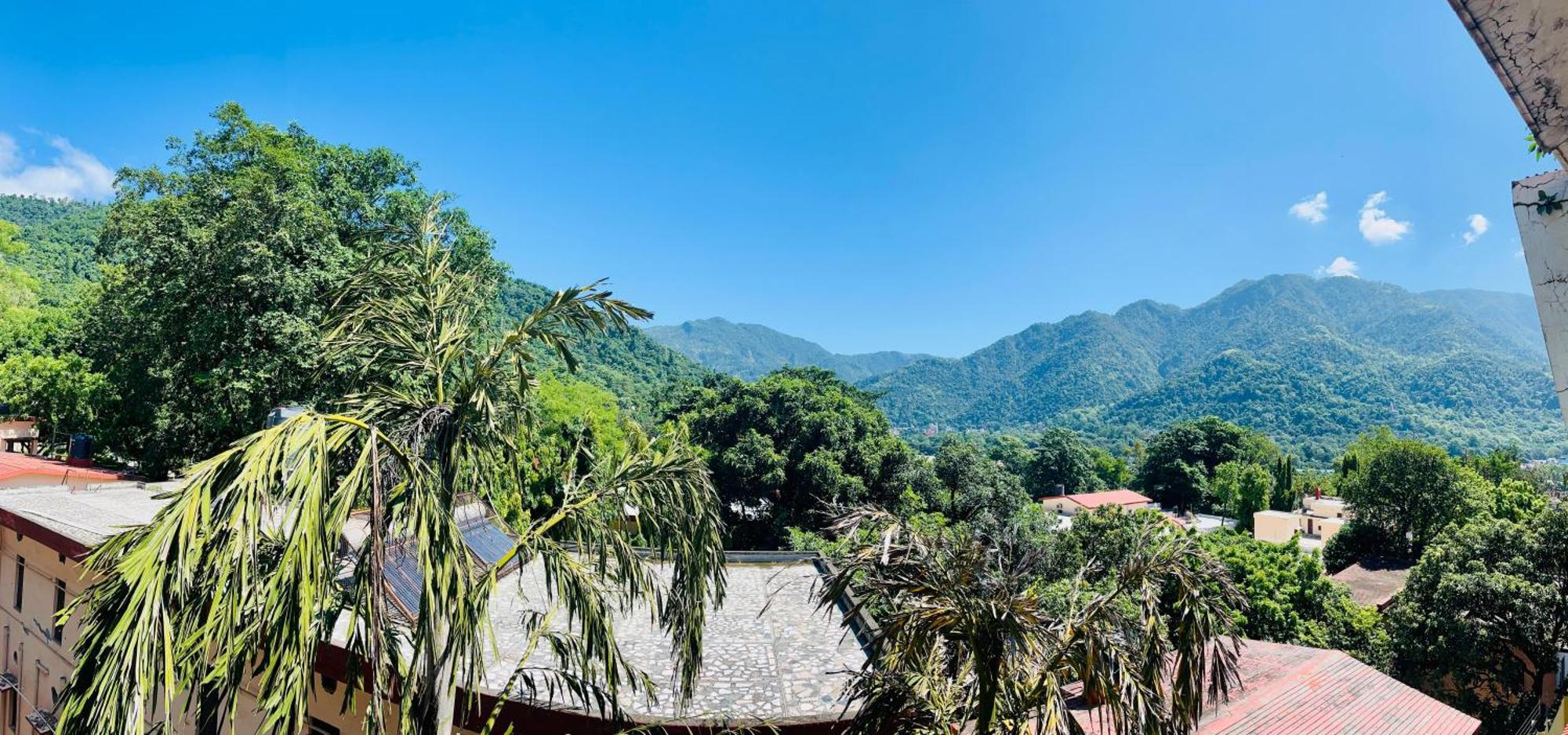 Ganga Vatika Boutique Hotel, リシケーシュ エクステリア 写真