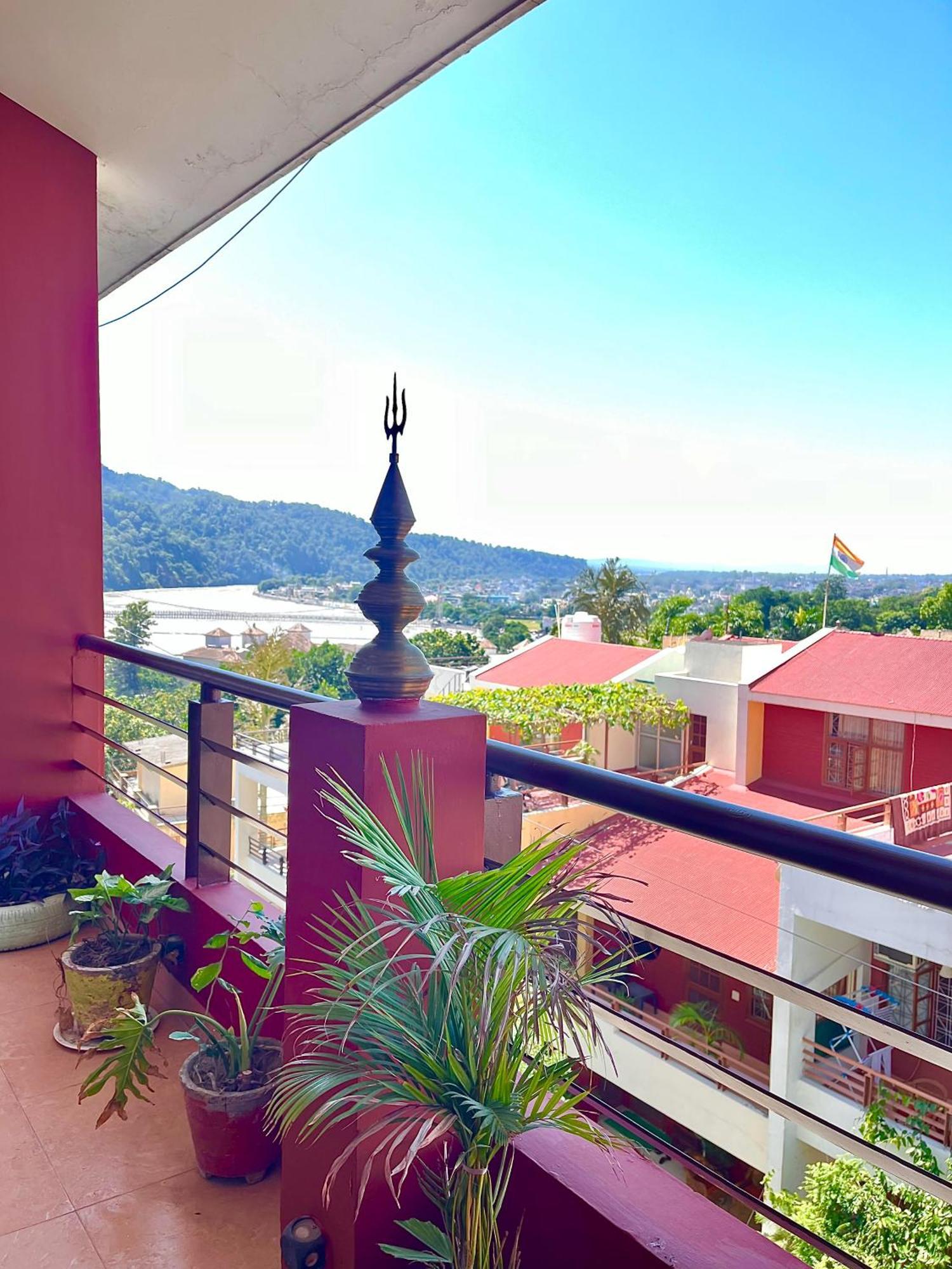 Ganga Vatika Boutique Hotel, リシケーシュ エクステリア 写真
