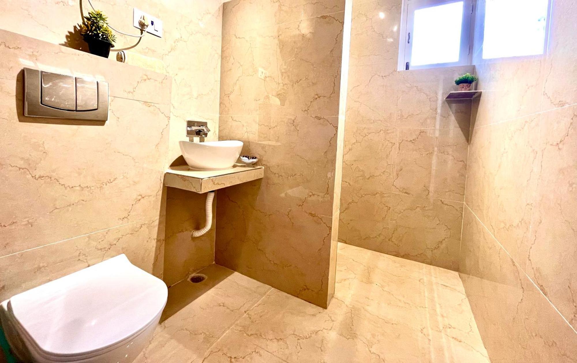 Ganga Vatika Boutique Hotel, リシケーシュ エクステリア 写真